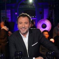 Hoshi, François-Xavier Demaison... Bernard Montiel bien entouré pour la dernière de l'année de son émission