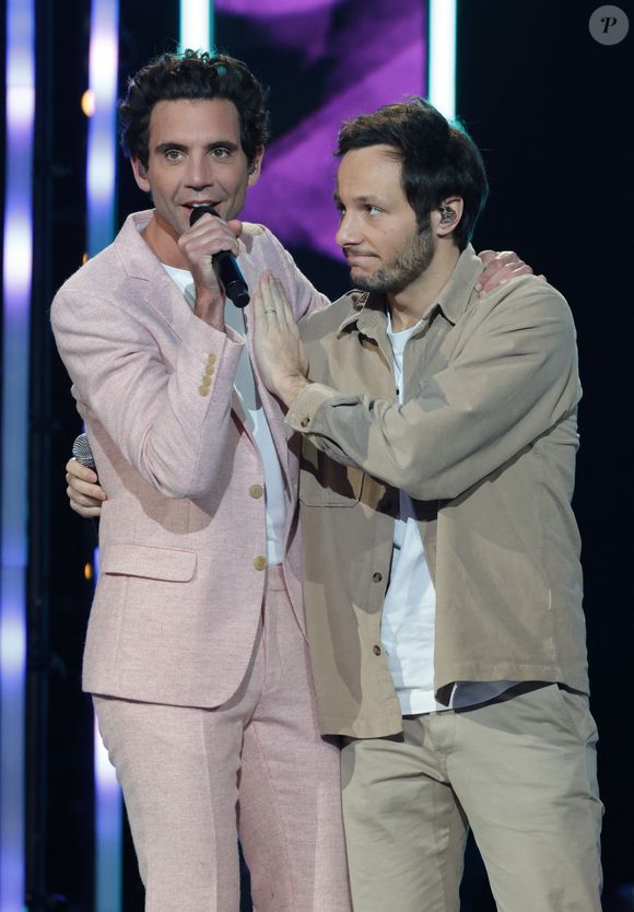 Mika et Vianney se mobilisent pour la 38ème édition du Téléthon dans les studios de France 2 à Paris, le 29 novembre 2024.

© Coadic Guirec / Bestimage