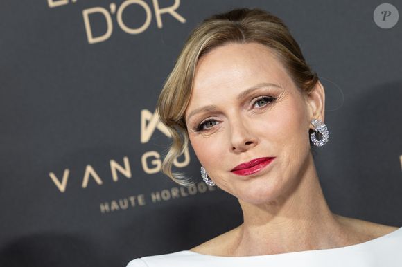 La princesse Charlène de Monaco au photocall de la 69ème cérémonie du Ballon D'Or 2025 au théâtre du Châtelet à Paris, France, le 22 septembre 2025. © Cyril Moreau/Bestimage