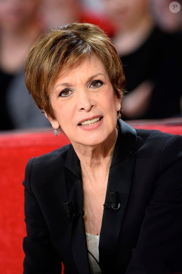 Catherine Laborde - Enregistrement de l'émission "Vivement Dimanche" à Paris le 10 février 2016 et qui sera diffusée le 14 février 2016.  © Coadic Guirec/Bestimage