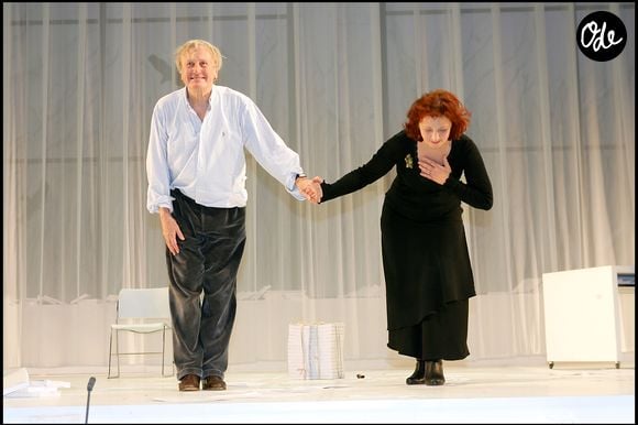 Professeure au Conservatoire national supérieur d'art dramatique de Paris depuis 2006, Christiane Cohendy, a définitivement marqué le monde de la comédie qu’elle chérissait tant.

Exclusif -  Générale de la pièce "Le Caiman" au théâtre Montparnasse à Paris avec Claude Rich et Christiane Cohendy le 13/12/2005 - COADIC GUIREC / BESTIMAGE