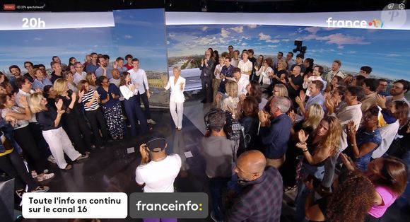 Dernier J.T de Anne-Sophie Lapix sur France 2 le 26 Avril 2025.
© Capture d'ecran France TV via Bestimage