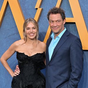 Sienna Miller et Dominic West assistent à l'avant-première mondiale de "War" le 16 septembre 2026 à Londres, en Angleterre. ©2026