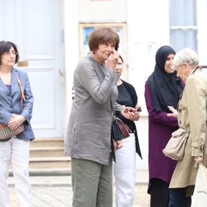 Exclusif - Macha Meril aux obsèques de sa soeur la princesse Hélène Gagarine en la cathédrale Saint-Alexandre-Nevsky, à Paris, France, le 20 août 2025. © Denis Guignebourg/Bestimage