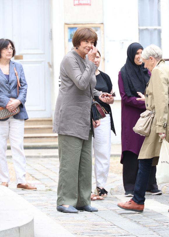 Exclusif - Macha Meril aux obsèques de sa soeur la princesse Hélène Gagarine en la cathédrale Saint-Alexandre-Nevsky, à Paris, France, le 20 août 2025. © Denis Guignebourg/Bestimage