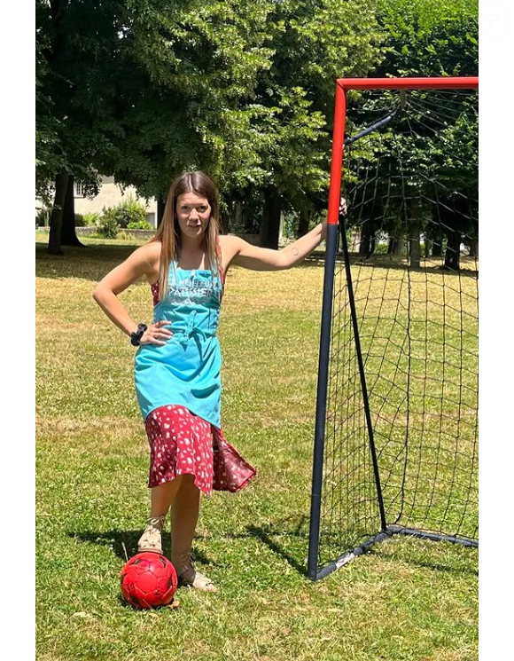 Un bébé dont la naissance est prévue au printemps prochain.

Margot, candidate du "Meilleur Pâtissier" sur M6.