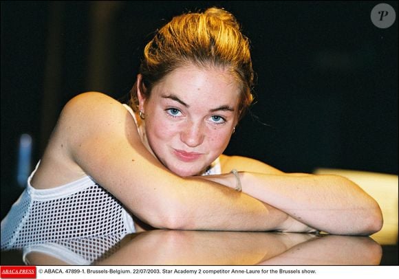 Elle avait été révélée en 2002 dans la Star Academy...

© ABACA. Bruxelles-Belgique. 22/07/2003. Anne-Laure, concurrente de la Star Academy 2, pour le spectacle de Bruxelles.