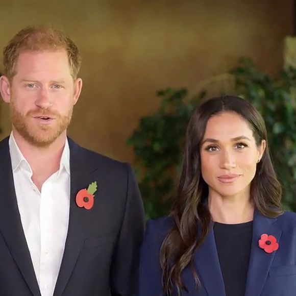 Les membres de la famille royale britannique auto-exilés, le prince Harry et Meghan Markle (duc et duchesse de Sussex), sont apparus ensemble pour la première fois en trois mois dans une nouvelle vidéo le 9 novembre 2024