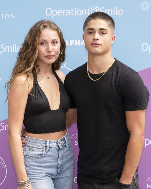 Ensemble, le couple a mis au monde deux enfants : Heaven Rain et Shaya Charvet

Heaven Rain et Shaya Charvet - Photocall de l'événement "Operation Smile's Malibu FamilyFest 2024" à Malibu le 1er juin 2024.
 © Billy Bennight/ZUMA Press Wire / Bestimage