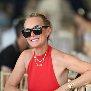 L'heure est désormais à la reconstruction ! 

Exclusif - Laeticia Hallyday dans l’espace VIP “le Pavillon Eiffel,” lors de la 12ème édition Longines Paris Eiffel Jumping au pied de la Tour Eiffel sur le Champ-de-Mars à Paris, France le 21 juin 2026. © Perusseau / Veeren / Bestimage