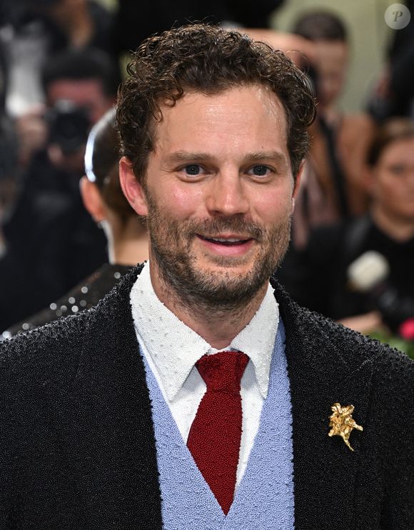 Jamie Dornan au gala du Costume Institute 2024 (MET Gala) célébrant « Sleeping Beauties: Reawakening Fashion », qui s'est tenu le 6 mai 2024 au Metropolitan Museum of Art à New York.

Photo : STARMAX / BESTIMAGE