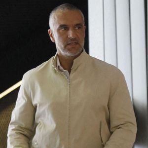 Exclusif - Patrick Antonelli, le mari de la chanteuse A.Bent, quitte le tribunal de grande instance à Nanterre, après avoir reçu le verdict de son procès.
© AGENCE / BESTIMAGE