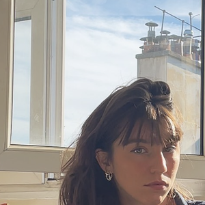 Elle est notamment apparue dans la mini-série Des Vivants (2025), dans LOL 2.0 (2026), et a même fait une apparition dans The Son (2022), un long-métrage réalisé par nul autre que son beau-père par alliance, Florian Zeller.

Gabriel, le fils aîné de Marine Delterme, est en couple avec la comédienne Stéphanie Palies