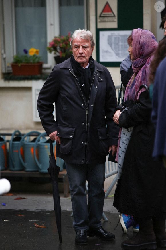 Bernard Kouchner lors des obsèques de l'avocat Georges Kiejman au cimetière du Montparnasse à Paris, France, le 12 mai 2023. Photo par Nasser Berzane/ABACAPRESS.COM