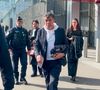 Une pétition vient de voir le jour
Stéphane Plaza en larmes à la sortie de son procès après avoir été reconnu coupable de "violences habituelles par concubin" et condamné à 12 mois de prison avec sursis, à Paris, France, le 18 février 2025. L'agent immobilier de 54 ans est jugé pour "violences physiques et/ou psychologiques habituelles par concubin" entre 2018 et 2022 sur une ancienne compagne, Amandine, ainsi que pour "violences psychologiques habituelles par concubin" sur Paola, entre 2021 et 2022. © Yehiel Chekroune/Bestimage