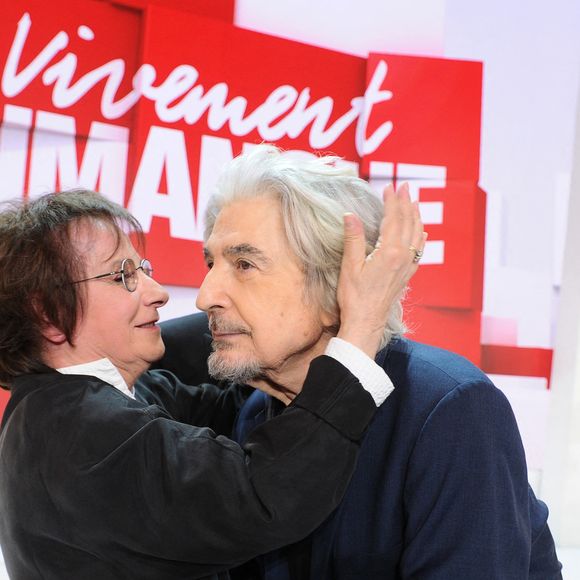 Exclusif - Marie-Paule Belle et Serge Lama - Enregistrement de l'émission "Vivement Dimanche" au Studio Gabriel à Paris, présentée par M.Drucker et diffusée le 11 décembre sur France 3
© Guillaume Gaffiot / Bestimage