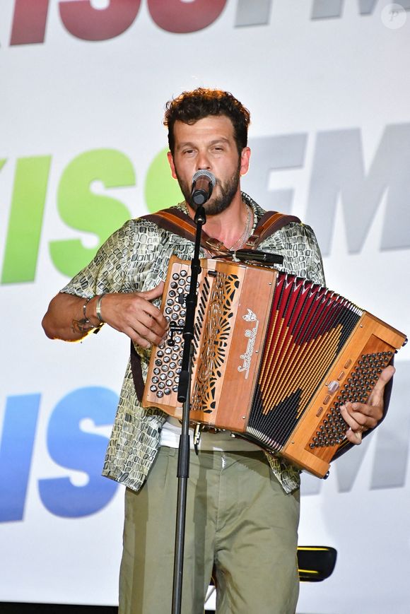 Claudio Capeo se produit à Cannes, France, le 25 juin 2021 dans le cadre du lancement de la saison culturelle et événementielle de l'été 2021. Photo by Lionel Urman/ABACAPRESS.COM