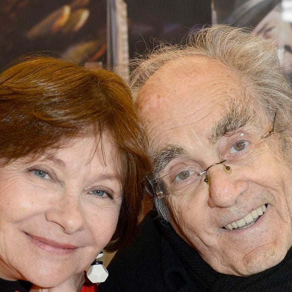 Macha Méril et Michel Legrand à la 34ème édition du salon du livre à la Porte de Versailles à Paris.

Photo : Coadic Guirec / Bestimage
