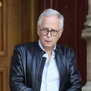 L’acteur s’est dit très déstabilisé, une première en 45 ans de carrière.
Fabrice Luchini - Sorties des obsèques de Philippe Labro en l'église de Saint-Germain-des-Prés à Paris le 13 juin 2025. © Dominique Jacovides - Christophe Clovis / Bestimage