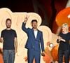 Kev Adams présente cette grande soirée dédiée au stand-up.

Nash, Jarry, Kev Adams, Chantal Ladesou et Nikos Aliagas durant l'enregistrement de la première soirée de "L'humour à la plage" pour la 3ème édition du festival de Juan les Pins à la pinède Gould le 26 juin 2026.  © Bebert-Tribeca/Bestimage