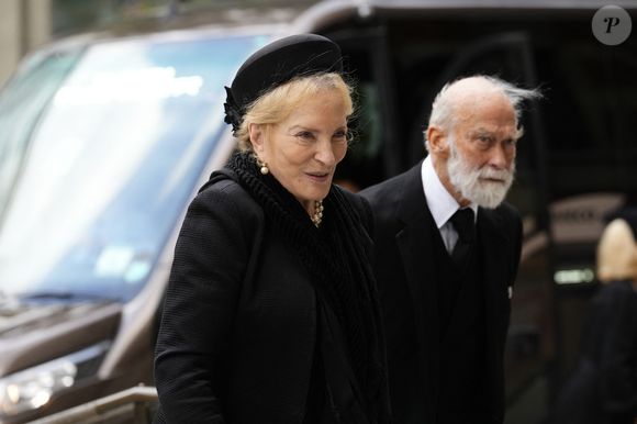 Le prince et la princesse Michael de Kent arrivant à la messe de requiem pour la duchesse de Kent, à la cathédrale de Westminster, dans le centre de Londres. 16 septembre 2025. ©PA Photo/ Bestimage.