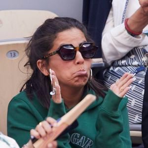 Inès Reg est en effet tombée malade

Inès Reg (Inès Reghioua) avec son meilleur ami Mickaël Montadir dans les tribunes des Internationaux de France de tennis de Roland Garros 2024 à Paris, France, le 3 juin 2024. © Jacovides-Moreau/Bestimage