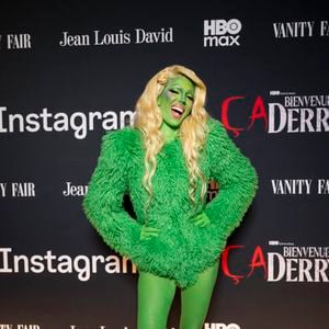 Pour Iris Mittenaere, le décor semble en tout cas parfaitement adapté à une pause estivale. 

Iris Mittenaere à la soirée d'halloween organisée par Instagram au Pavillon Cambon Capucines - Potel et Chabot à Paris le 29 octobre 2025.
© Pierre Perusseau / Bestimage