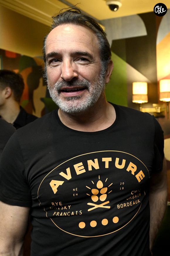 Jean Dujardin lors de la soirée de dégustation du whisky de seigle français « Aventure » (Bordeaux Distilling Co), dont il est partenaire, à Bruxelles, le 13 mars 2026. Photonews / Bestimage
