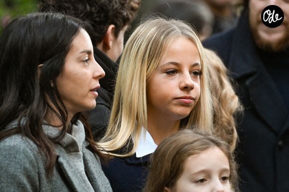 Le clan Sarkozy à la sortie du domicile de Nicolas Sarkozy domicile parisien avant son incarcération à la prison de La Santé à Paris, France, le 21 octobre 2025. © Bestimage