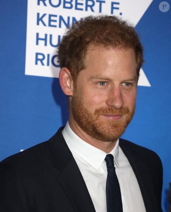 Le prince Harry et Meghan Markle lors du photocall de la soirée caritative Robert F. Kennedy Human Rights à New York le 6 décembre 2022.
Crédit : Backgrid USA / Bestimage