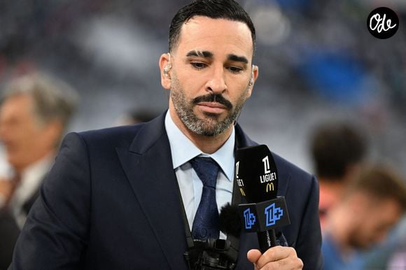 Adil Rami lors du match de Ligue 1 McDonald’s entre l’Olympique de Marseille et le Paris Saint-Germain, le 22 septembre 2025, au stade Orange Vélodrome, à Marseille.
William Cannarella / PsnewZ / Bestimage