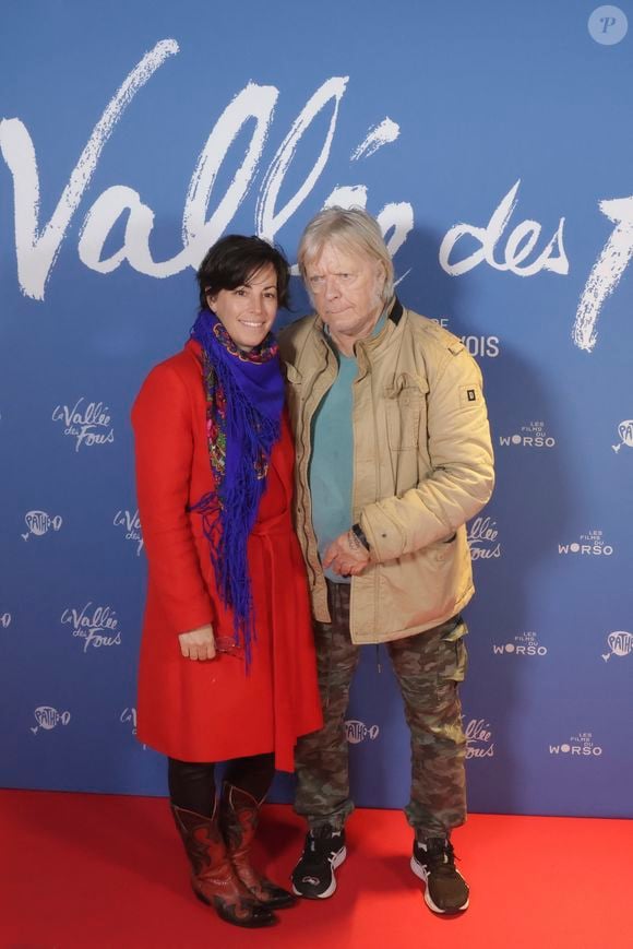 Elles étaient toutes présentes à Deauville samedi 21 décembre 

Renaud et sa femme Cerise (Christine Marot) lors de l'avant-première du film "La vallée des fous" au Pathé Wepler à Paris le 12 novembre 2024.

© Jack Tribeca / Bestimage