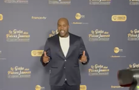 Teddy Riner au photocall du "Gala des pièces jaunes, le concert évenement" à Paris La Défense Arena à Nanterre le 23 janvier 2025. Le gala des Pièces Jaunes 2025 sera diffusé le 28 janvier, sur France 2 et sur la plateforme France.Tv.
© Bestimage