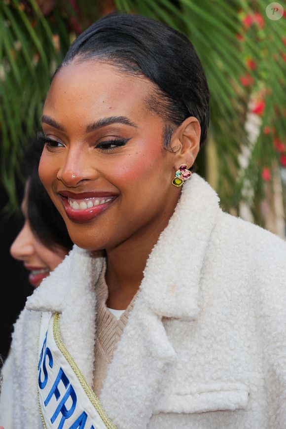Par la suite, elle avait subi du harcèlement en ligne et de la haine raciste. 

Angélique ANGARNI-FILOPON, Miss France 2025 le 24 octobre 2025 au Havre, France. (Photo by Johnny Fidelin/Icon Sport/ABACAPRESS.COM)