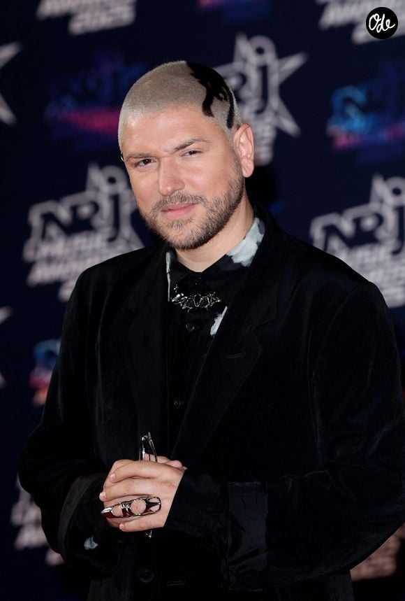 Mosimann au photocall de la 27ème édition des NRJ Music Awards au palais des Festivals de Cannes, France, le 31 octobre 2025. © Dominique Jacovides/Bestimage