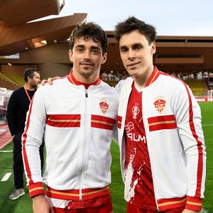 Charles Leclerc et Louis Ducruet durant la sixième édition de la Fight Aids Cup, un match de football caritatif au stade Louis II à Monaco, le 25 janvier 2026© Bruno Bebert / Bestimage