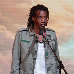 Exclusif - Julien Voulzy, lors de l'enregistrement de l'émission "Famille je vous aime" présentée par M. Drucker et qui sera diffusée le 13 juin 2025 sur France 3, aux Studios rive gauche à Paris, France, le 14 avril 2025. © Clovis-Gaffiot/Bestimage