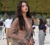 Celle qui est à l'affiche du Fantôme de l'Opéra, tient néanmoins à protéger sa vie privée. 
Deva Cassel assiste au défilé de la collection femme Printemps/Été 2027 de Christian Dior, dans le cadre de la Fashion Week de Paris, le 29 septembre 2026. © Lucia Sabatelli / Bestimage