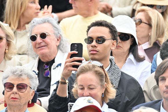 Alexandre Grimaldi, le fils du prince Albert II de Monaco et de Nicole Costes, en tribune lors de la septième journée du Rolex Monte-Carlo Masters au Monte-Carlo Country Club de Monaco le 11 avril 2026

© Bruno Bebert / Bestimage
