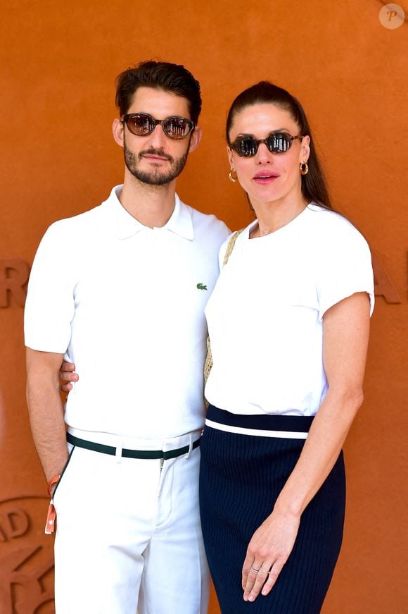 Pierre Niney et Natasha Andrews assistent aux Internationaux de France 2024 à Roland Garros le 09 juin 2024 à Paris, France. Photo by ABACAPRESS.COM