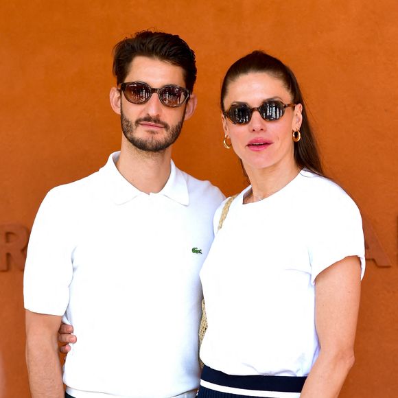 Pierre Niney et Natasha Andrews assistent aux Internationaux de France 2024 à Roland Garros le 09 juin 2024 à Paris, France. Photo by ABACAPRESS.COM