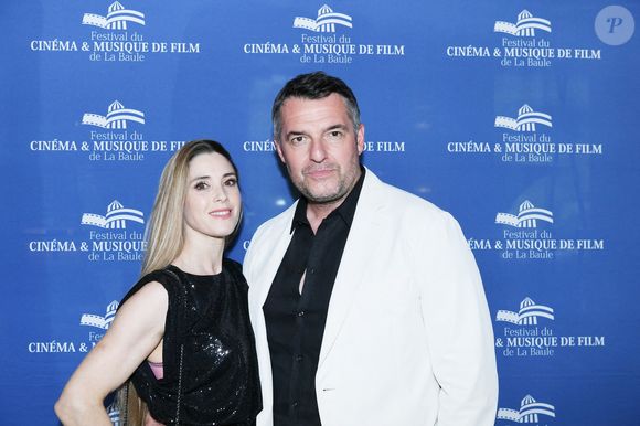 Ensemble, ils forment une grande famille recomposée avec leurs quatre enfants respectifs

Arnaud Ducret et sa femme Claire Francisci - 10ème Festival du Cinéma et de la Musique de Film à La Baule le 29 juin 2024. © Rachid Bellak/Bestimage