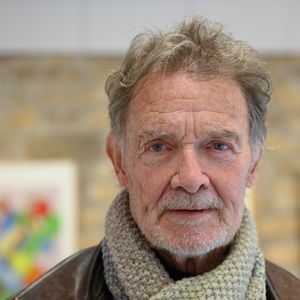 Nicolas Charrier, le fils de Jacques (ici en photo) aura donc perdu ses deux parents dans la même année. 

L'ex mari de B.Bardot, Jacques Charrier, exposait ses oeuvres à la Salle des Halles à Saint-Briac, du 23 décembre au 6 janvier 2020 © Gérard Cazade / Panoramic / Bestimage