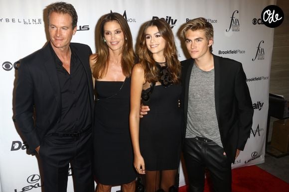 Cindy Crawford avec son mari Rande Gerber et leurs enfants Kaia et Presley à la soirée "The Daily Front Row's Fourth Annual Fashion Media Awards", à New York, le 8 septembre 2016.

© Bestimage