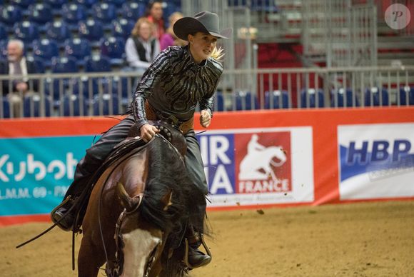 Gina-Maria Schumacher lors d'une compétition de reining et à l'entraînement à Equita Lyon le 1 er novembre 2015
© Vincent Dargent / Bestimage