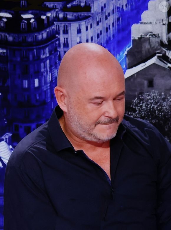 Captures d'écran - Sébastien Cauet est venu s'expliquer et affirmer son innocence sur le plateau de BFM TV à propos des accusations de viols et d'agressions sexuelles par trois femmes dont une mineure au moment des faits.
Le 10 décembre 2023.