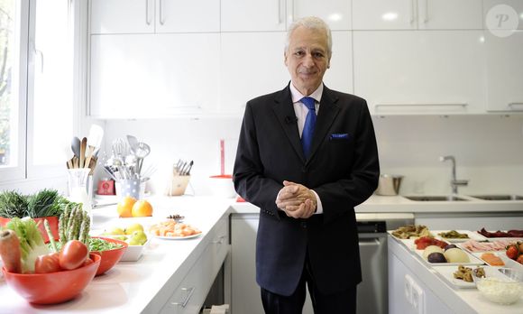 Le nutritionniste Pierre Dukan enseigne de nouvelles recettes a Madrid. Le 21 novembre 2012
GTRES / BESTIMAGE