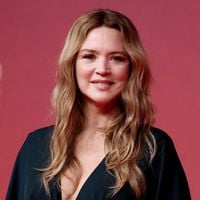 "C’est un vieil âge" : à nouveau maman à 46 ans, Virginie Efira ne s’attendait pas à vivre un tel bonheur avec Niels Schneider
