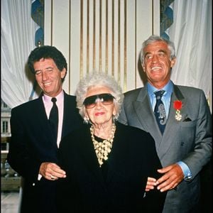 Archives - Jean-Paul Belmondo et sa mère Madeleine avec Jack Lang.