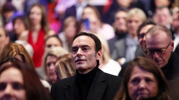 Hommage à Douchy un an après le départ d'Alain Delon, l'absence remarquée de son fils Anthony, qui s'explique : "Je ne trouvais pas cela normal..."